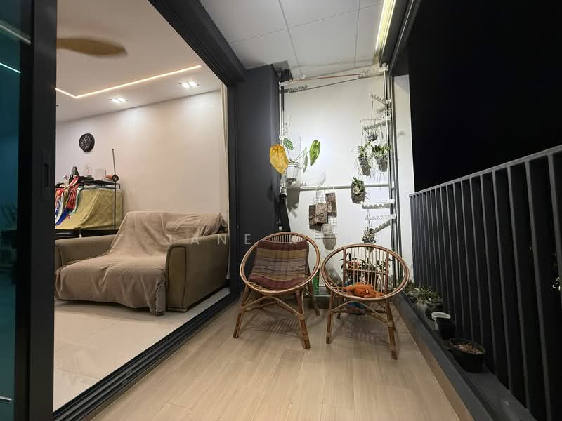 Treasure at Tampines, 49 Tampines Lane, 3 Bedrooms, 1,033 sqft, Condominium For Sale, by Jane Kang, 500108073 - Living Room - PropertyGuru.com.sg