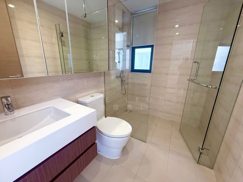 The Palette, 103 Pasir Ris Grove, 4 Bedrooms, 1,378 sqft, Condominium For Rent, by Chloe Leong (廖欣燕), 500108081 - Bathroom - PropertyGuru.com.sg