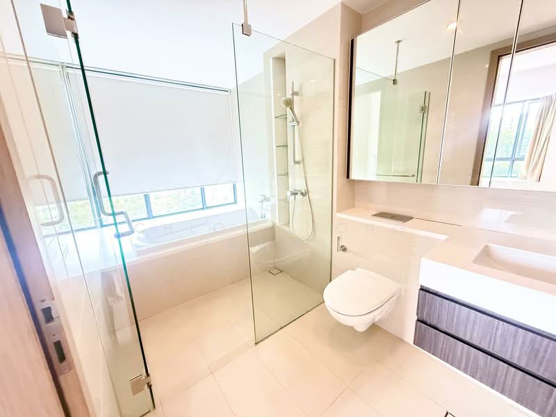 The Palette, 103 Pasir Ris Grove, 4 Bedrooms, 1,378 sqft, Condominium For Rent, by Chloe Leong (廖欣燕), 500108081 - Bathroom - PropertyGuru.com.sg