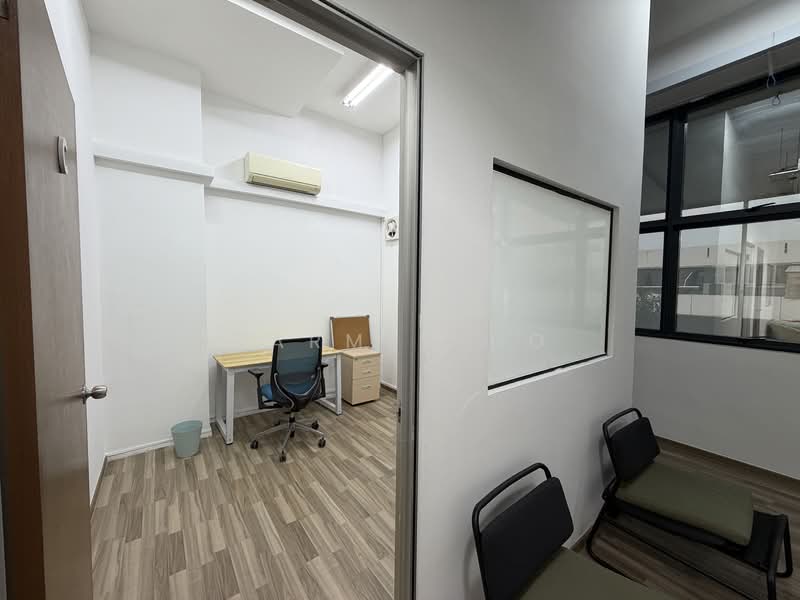 Midview City, 18 Sin Ming Lane, 676 sqft, Light Industrial (B1) For Rent, by Carmen Ho, 500108088 - Study - CommercialGuru.com.sg