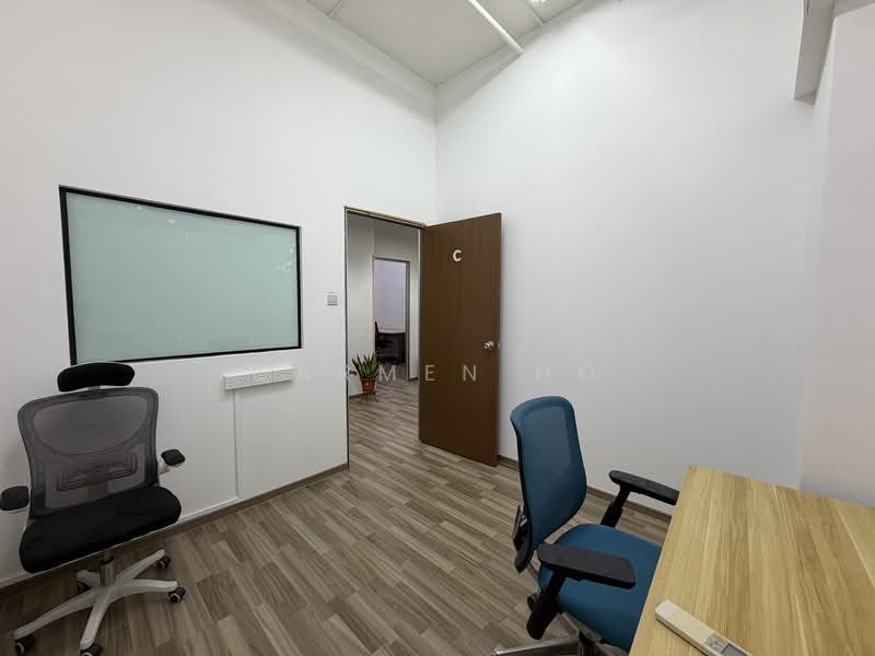 Midview City, 18 Sin Ming Lane, 676 sqft, Light Industrial (B1) For Rent, by Carmen Ho, 500108088 - Interior - CommercialGuru.com.sg
