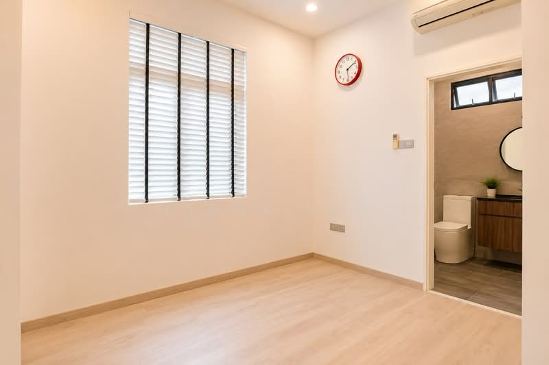 ⭐⭐LANDED7772 @ 2-Storey Corner Terrace near Nex, Hougang / Punggol / Sengkang, 4 Bedrooms, 2,500 sqft, Corner Terrace For Sale, by Linda Teo, 500108093 - Interior - PropertyGuru.com.sg