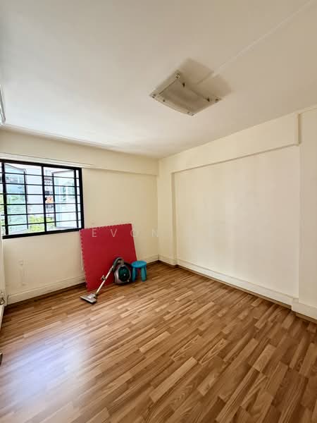 44 Bedok South Road, 44 Bedok South Road, 3 Bedrooms, 904 sqft, HDB Flat For Sale, by Evon Ng, 500108094 - Room 3 - PropertyGuru.com.sg