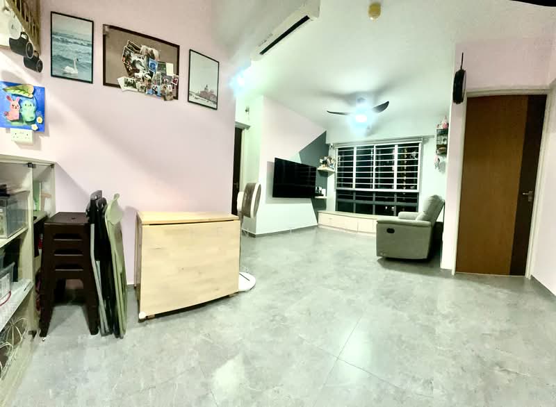 96 Dawson Road, 96 Dawson Road, 2 Bedrooms, 678 sqft, HDB Flat For Sale, by Ken Tan, 500108095 - Living Room - PropertyGuru.com.sg