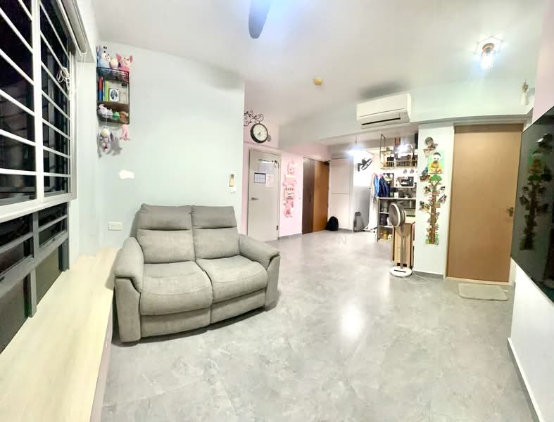96 Dawson Road, 96 Dawson Road, 2 Bedrooms, 678 sqft, HDB Flat For Sale, by Ken Tan, 500108095 - Living Room - PropertyGuru.com.sg