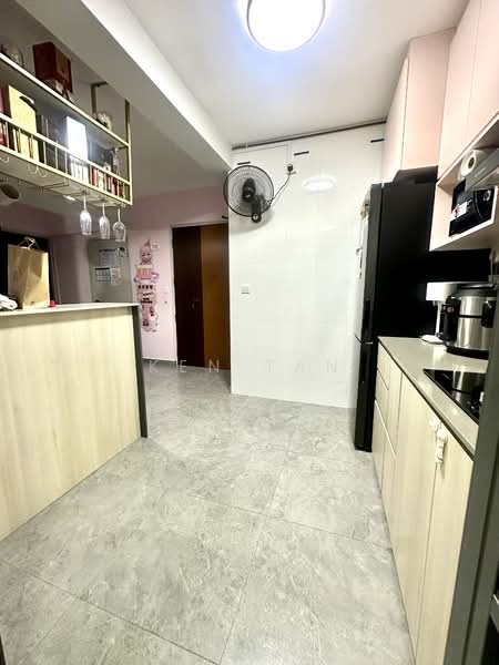 96 Dawson Road, 96 Dawson Road, 2 Bedrooms, 678 sqft, HDB Flat For Sale, by Ken Tan, 500108095 - Kitchen - PropertyGuru.com.sg