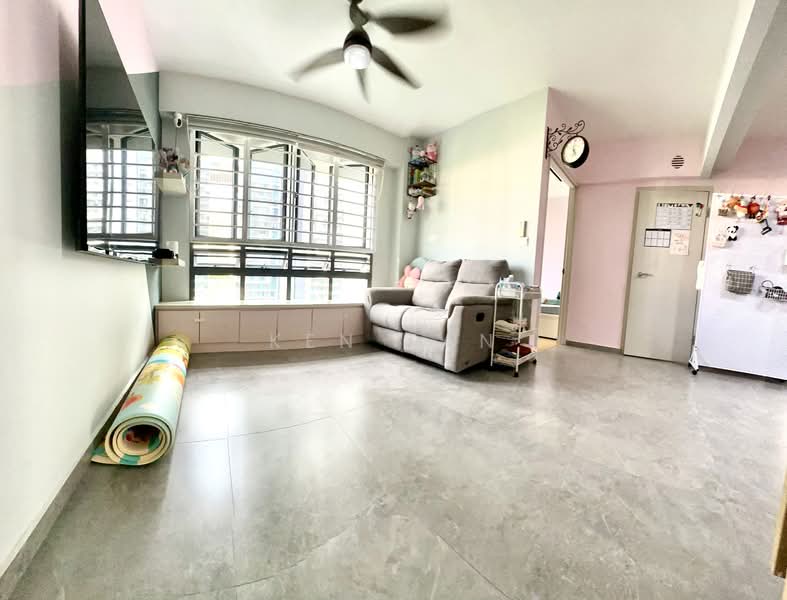 96 Dawson Road, 96 Dawson Road, 2 Bedrooms, 678 sqft, HDB Flat For Sale, by Ken Tan, 500108095 - Living Room - PropertyGuru.com.sg