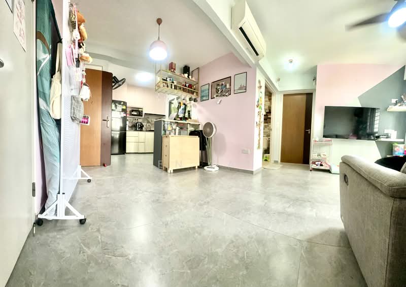 96 Dawson Road, 96 Dawson Road, 2 Bedrooms, 678 sqft, HDB Flat For Sale, by Ken Tan, 500108095 - Living Room - PropertyGuru.com.sg