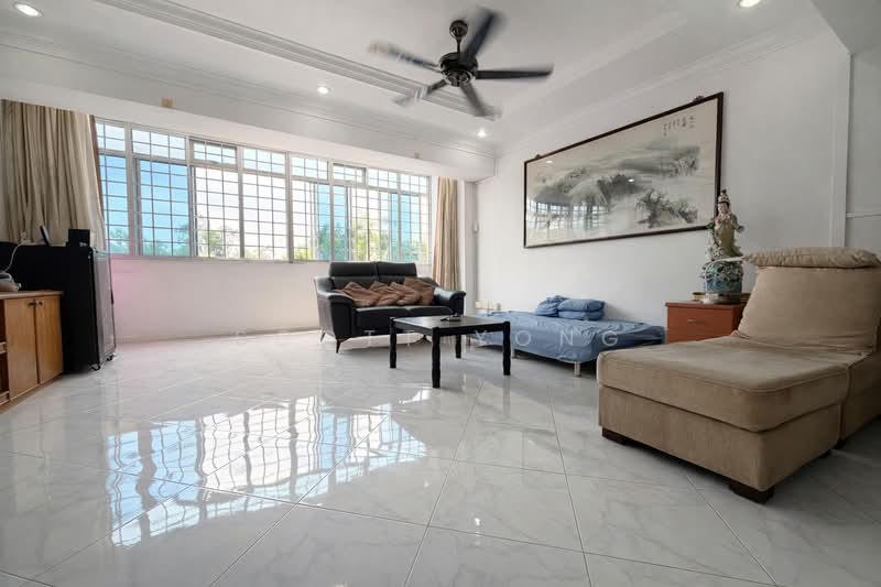716 Bedok Reservoir Road, 716 Bedok Reservoir Road, 3 Bedrooms, 1,582 sqft, HDB Flat For Sale, by Scott Yong, 500108099 - Living Room - PropertyGuru.com.sg
