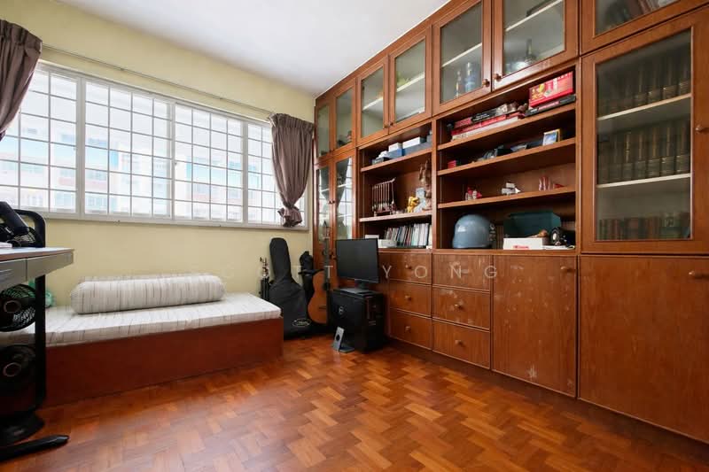 716 Bedok Reservoir Road, 716 Bedok Reservoir Road, 3 Bedrooms, 1,582 sqft, HDB Flat For Sale, by Scott Yong, 500108099 - Bedroom - PropertyGuru.com.sg
