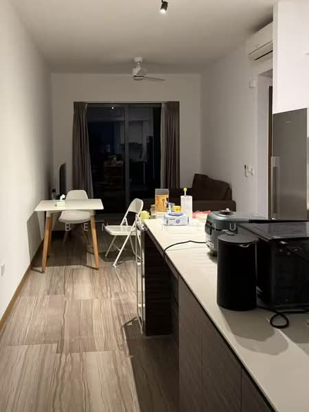 Lakeville, 1 Jurong Lake Link, 2 Bedrooms, 807 sqft, Condominium For Rent, by Benson Liu, 500108106 - Living Room - PropertyGuru.com.sg