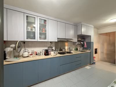 For Sale - 702 Yishun Avenue 5