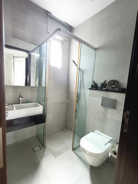 16 @ Amber, 16 Amber Road, 2 Bedrooms, 667 sqft, Apartment For Sale, by Elson Tan, 500108118 - Bathroom - PropertyGuru.com.sg