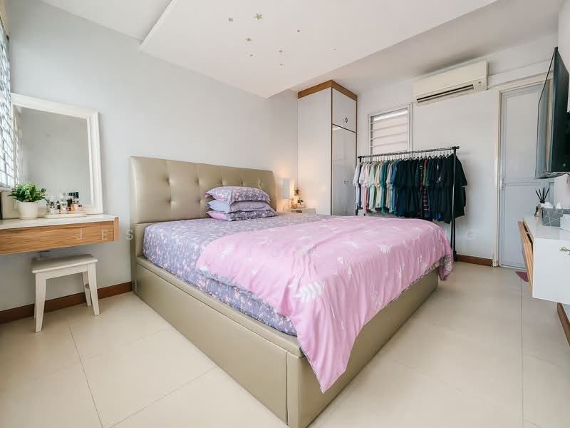 332A Anchorvale Link, 332A Anchorvale Link, 3 Bedrooms, 1,001 sqft, HDB Flat For Sale, by Jesper Kow Zhong Jun, 500108121 - Master Bedroom - PropertyGuru.com.sg