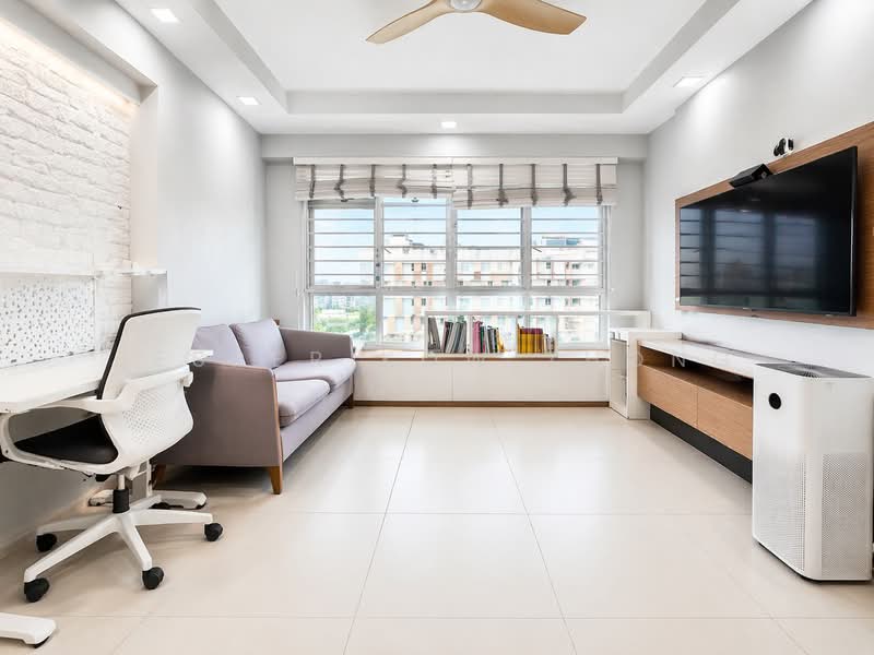 332A Anchorvale Link, 332A Anchorvale Link, 3 Bedrooms, 1,001 sqft, HDB Flat For Sale, by Jesper Kow Zhong Jun, 500108121 - Living Room - PropertyGuru.com.sg