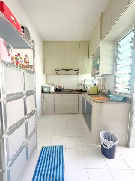 308A Ang Mo Kio Avenue 1, 308A Ang Mo Kio Avenue 1, 3 Bedrooms, 1,023 sqft, HDB Flat For Sale, by Jansen Feng, 500108122 - Kitchen - PropertyGuru.com.sg