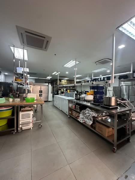 Excalibur Centre, 71 Ubi Crescent, 2,551 sqft, Light Industrial (B1) For Sale, by Katherine Ong, 500108123 - Kitchen - CommercialGuru.com.sg