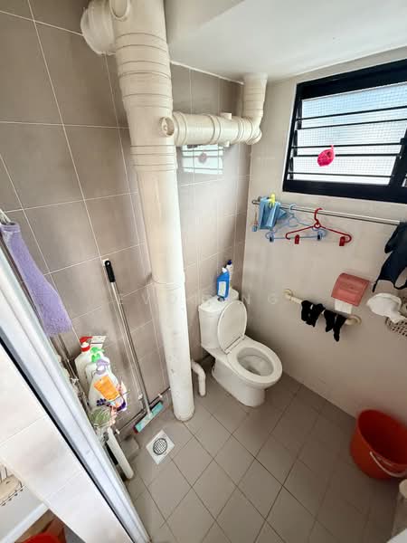 616 Bedok Reservoir Road, 616 Bedok Reservoir Road, Room Rental, 110 sqft, HDB Flat For Rent, by Evon Ng, 500108128 - Bathroom - PropertyGuru.com.sg