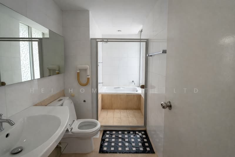 Kerrisdale, 30 Sturdee Road, Room Rental, 216 sqft, Condominium For Rent, by Hei Honmes, 500108135 - Bathroom - PropertyGuru.com.sg