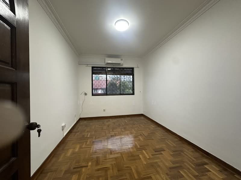 Sennett Estate, Chempaka Avenue, 4 Bedrooms, 1,500 sqft, Terraced House For Rent, by Charlee Ng, 500108142 - Interior - PropertyGuru.com.sg