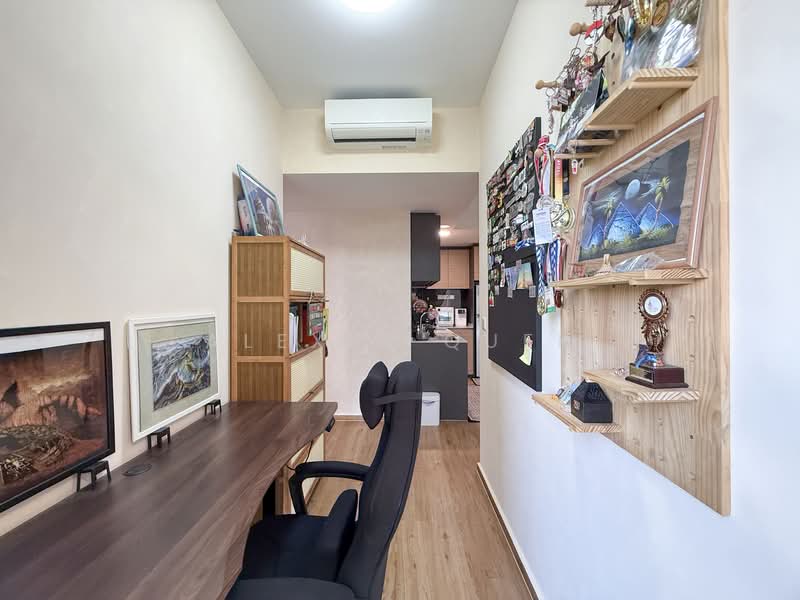 Midwood, 8 Hillview Rise, 2 Bedrooms, 775 sqft, Condominium For Sale, by Alexis Quek, 500108146 - Study - PropertyGuru.com.sg