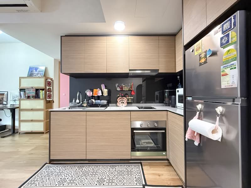 Midwood, 8 Hillview Rise, 2 Bedrooms, 775 sqft, Condominium For Sale, by Alexis Quek, 500108146 - Kitchen - PropertyGuru.com.sg