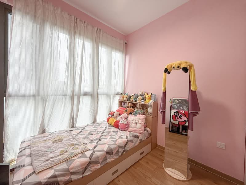 Midwood, 8 Hillview Rise, 2 Bedrooms, 775 sqft, Condominium For Sale, by Alexis Quek, 500108146 - Bedroom - PropertyGuru.com.sg