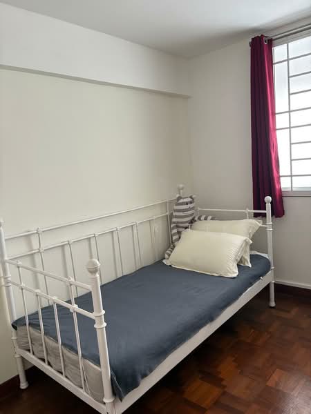 4 Holland Close, 4 Holland Close, 3 Bedrooms, 700 sqft, HDB Flat For Rent, by Roger TTK, 500108154 - Bedroom - PropertyGuru.com.sg