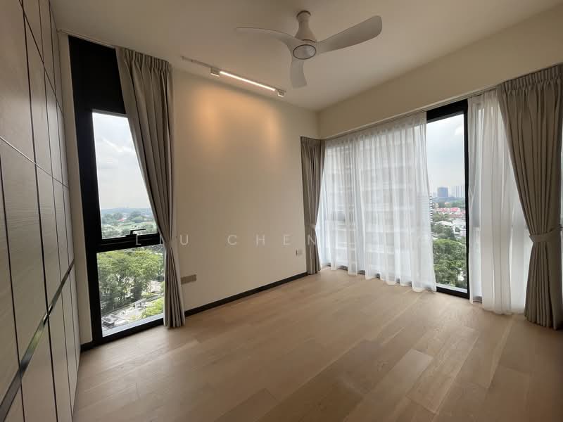 Perfect Ten, 323 Bukit Timah Road, 3 Bedrooms, 1,227 sqft, Condominium For Rent, by LIU Chen Yin, 500108156 - Master Bedroom - PropertyGuru.com.sg