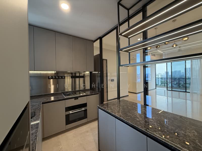 Perfect Ten, 323 Bukit Timah Road, 3 Bedrooms, 1,227 sqft, Condominium For Rent, by LIU Chen Yin, 500108156 - Enclosable Kitchen - PropertyGuru.com.sg