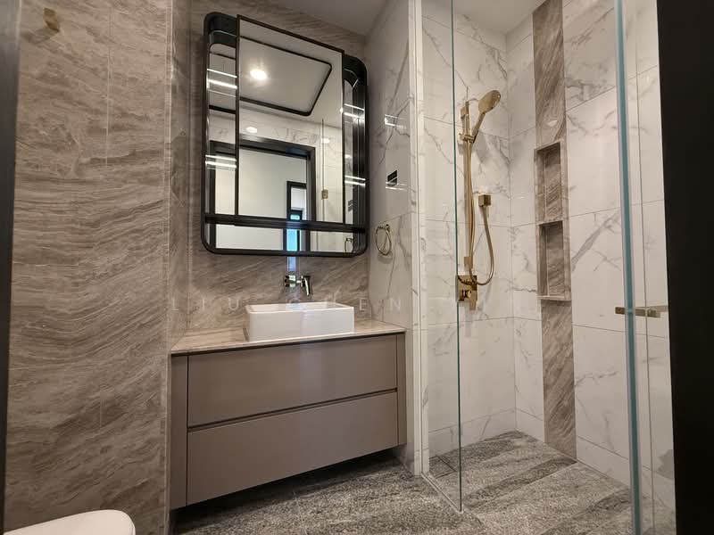 Perfect Ten, 323 Bukit Timah Road, 3 Bedrooms, 1,227 sqft, Condominium For Rent, by LIU Chen Yin, 500108156 - Common Bath - PropertyGuru.com.sg