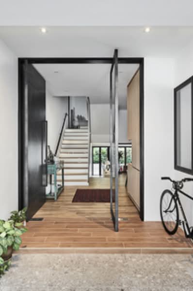 The Inglewood, The Inglewood, 4 Bedrooms, 2,400 sqft, Terraced House For Sale, by Joshua Sim, 500108160 - Entrance - PropertyGuru.com.sg