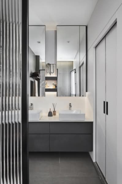 The Inglewood, The Inglewood, 4 Bedrooms, 2,400 sqft, Terraced House For Sale, by Joshua Sim, 500108160 - Bathroom - PropertyGuru.com.sg