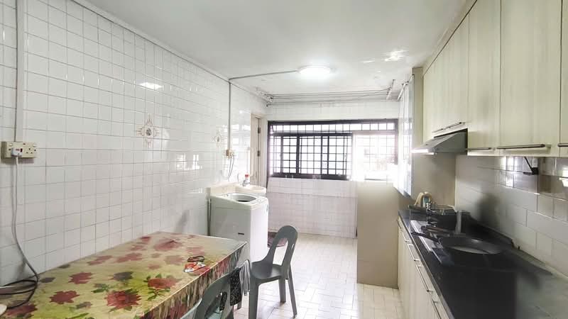 205 Yishun Street 21, 205 Yishun Street 21, 2 Bedrooms, 721 sqft, HDB Flat For Rent, by Siyo Jun Jie Andrew, 500108168 - Kitchen - PropertyGuru.com.sg