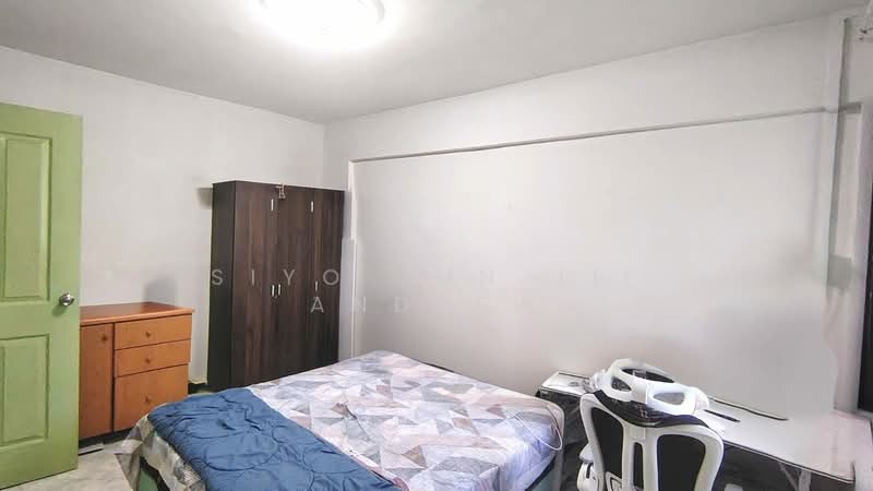 205 Yishun Street 21, 205 Yishun Street 21, 2 Bedrooms, 721 sqft, HDB Flat For Rent, by Siyo Jun Jie Andrew, 500108168 - Bedroom - PropertyGuru.com.sg