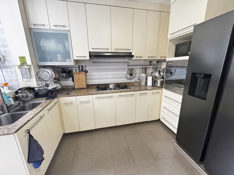 469 Jurong West Street 41, 469 Jurong West Street 41, 4 Bedrooms, 1,625 sqft, HDB Flat For Sale, by WEI DENG, 500108169 - Kitchen - PropertyGuru.com.sg