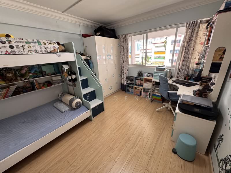 469 Jurong West Street 41, 469 Jurong West Street 41, 4 Bedrooms, 1,625 sqft, HDB Flat For Sale, by WEI DENG, 500108169 - Bedroom - PropertyGuru.com.sg
