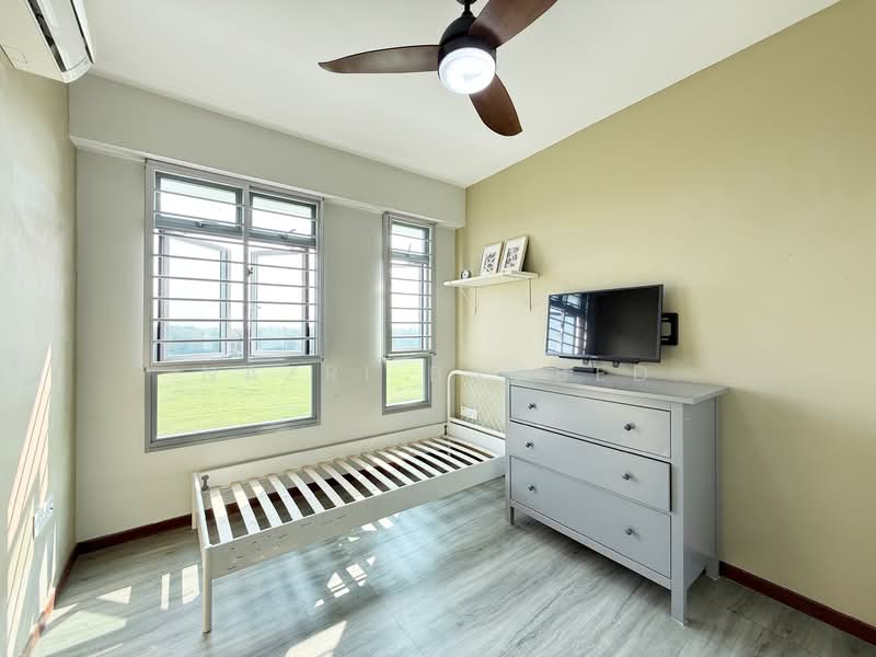 682A Edgedale Plains, 682A Edgedale Plains, 3 Bedrooms, 1,001 sqft, HDB Flat For Sale, by Nazri Baobed, 500108171 - Bedroom - PropertyGuru.com.sg