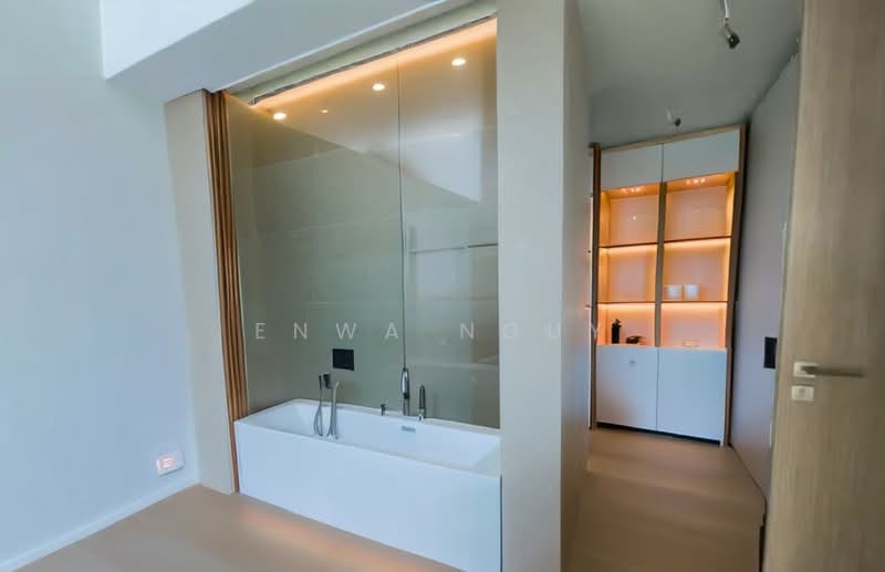 Amber Park, 14 Amber Gardens, 5 Bedrooms, 2,142 sqft, Condominium For Sale, by Enwa Nguy, 500108186 - Bathroom - PropertyGuru.com.sg
