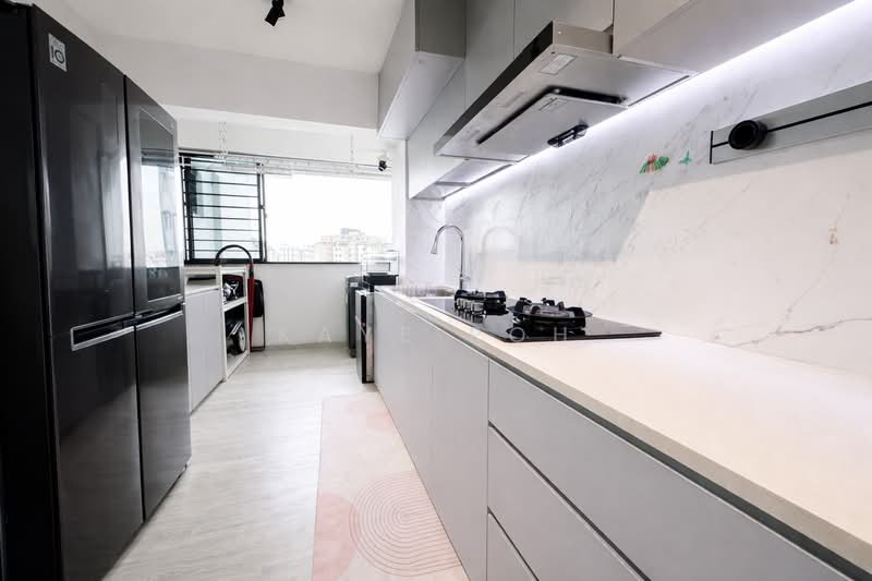 197D Boon Lay Fields, 197D Boon Lay Drive, 3 Bedrooms, 1,216 sqft, HDB Flat For Sale, by Kaye Poh, 500108187 - Kitchen - PropertyGuru.com.sg