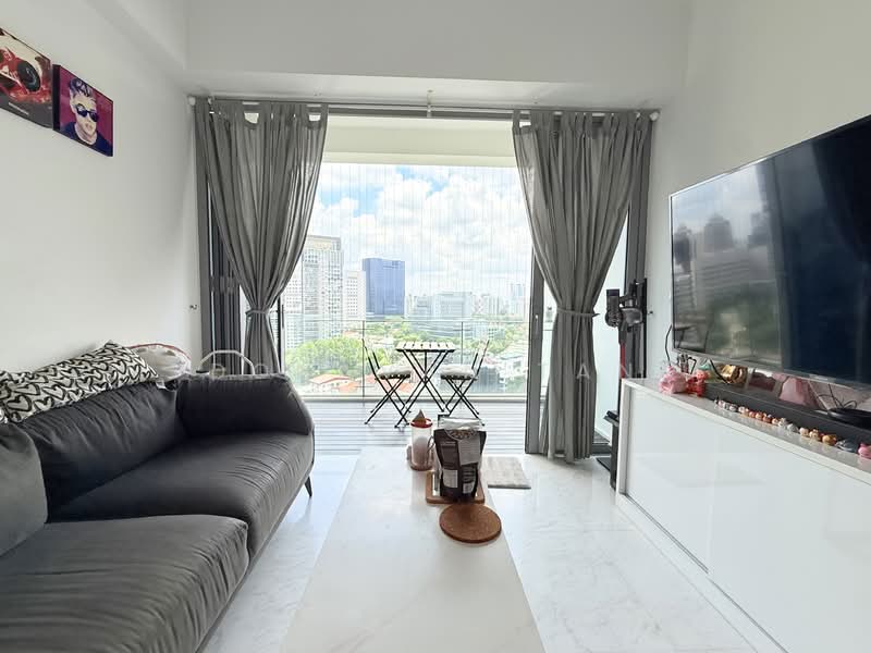 Adria, 12 Derbyshire Road, 2 Bedrooms, 689 sqft, Condominium For Sale, by Donavan Tan, 500108189 - Living Room - PropertyGuru.com.sg