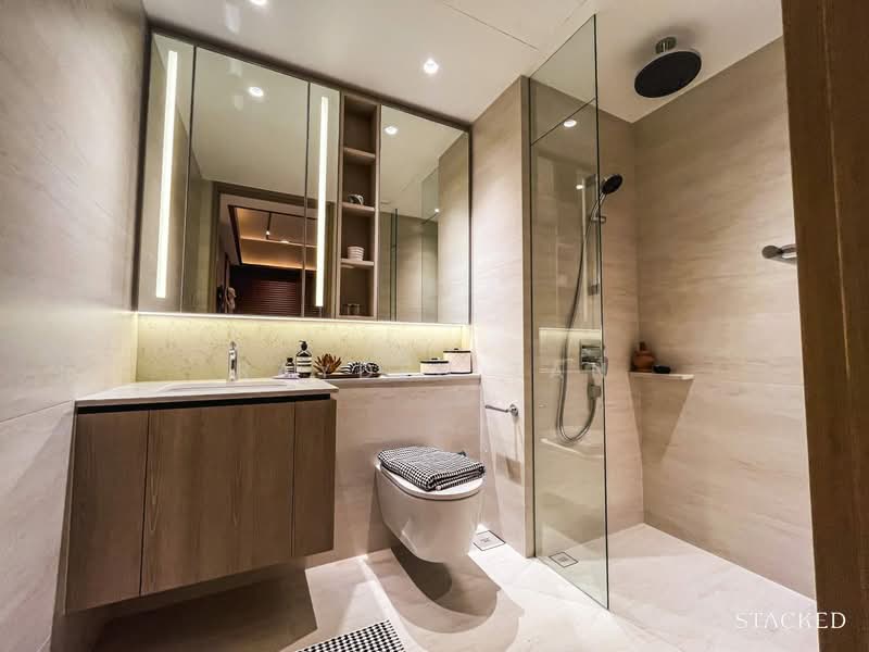 Lentor Gardens Residences, 68 Lentor Gardens, 4 Bedrooms, 1,356 sqft, Condominium For Sale, by Rayden Tan, 500108194 - Bathroom - PropertyGuru.com.sg