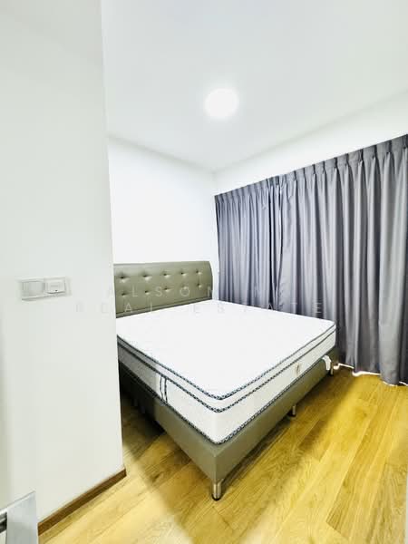 Grandeur Park Residences, 7 Bedok South Avenue 3, 2 Bedrooms, 667 sqft, Condominium For Rent, by Alson Ng Real Estate, 500108210 - Master Bedroom - PropertyGuru.com.sg