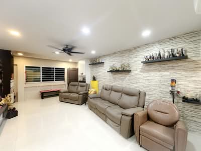 For Sale - 404 Jurong West Street 42