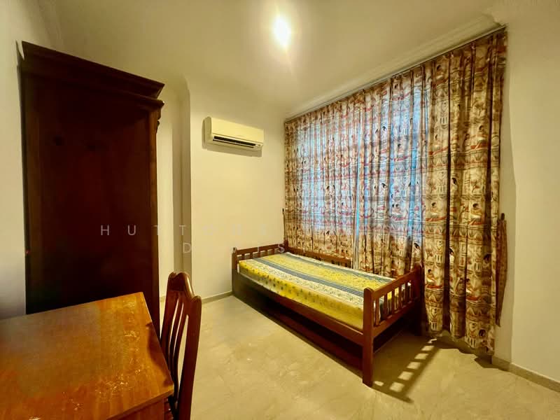 3-sty 999 Semi-D near Kovan MRT, 1km to Holy Innocents, , 6 Bedrooms, 3,600 sqft, Semi-Detached House For Sale, by TRAVIS SEAH, 500108217 - Bedroom - PropertyGuru.com.sg