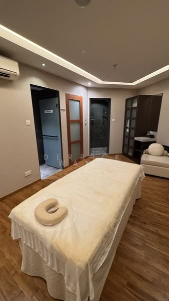 Singapore Marriott Tang Plaza Hotel, , 2,325 sqft, Other Retail For Rent, by Derrick Wang, 500108221 - CommercialGuru.com.sg