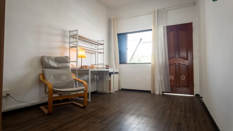 6 Jalan Pacheli, , 5 Bedrooms, 1,800 sqft, Terraced House For Sale, by Lawrence Zhong, 500108227 - Bedroom 4 - PropertyGuru.com.sg