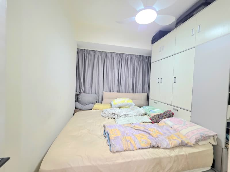 The Centris, 65 Jurong West Central 3, 3 Bedrooms, 1,572 sqft, Apartment For Sale, by Chester Chong, 500108237 - Bedroom - PropertyGuru.com.sg