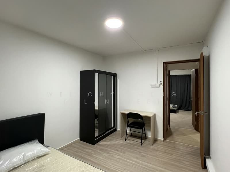 316 Bukit Batok Street 32, 316 Bukit Batok Street 32, 3 Bedrooms, 1,001 sqft, HDB Flat For Sale, by Wee Chye Heng (Alan Wee), 500108242 - Bedroom - PropertyGuru.com.sg