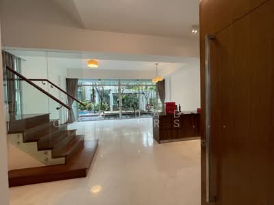 For Rent - Whiteshores